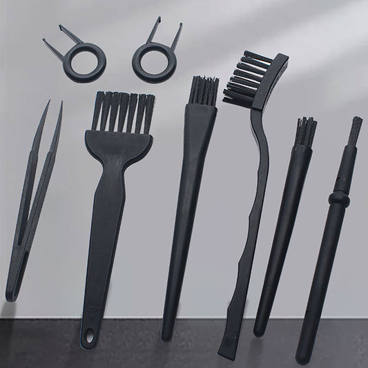 Milantia Hair, nail and tooth brushes